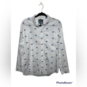 Bonobos standard fit white with blue elephant pattern. Long sleeve button down.L